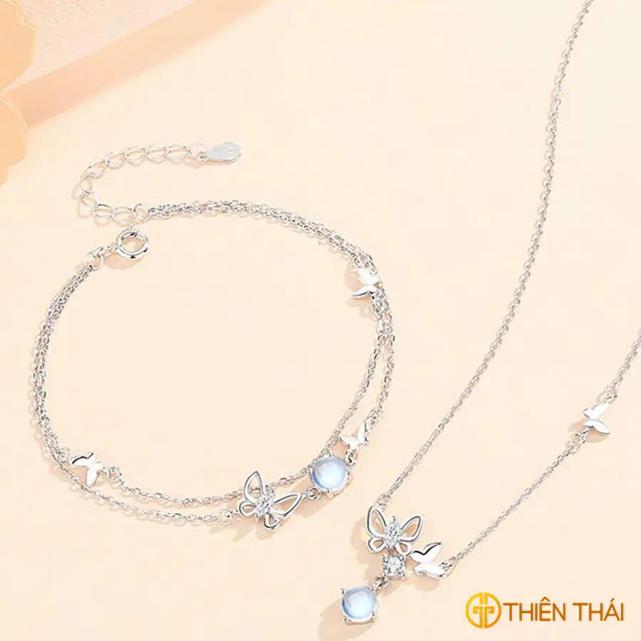 Set hồ điệp đá mặt trăng